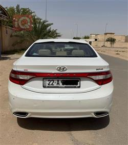 هيونداي أزيرا